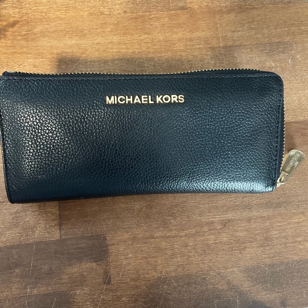 Michael Kors wallet